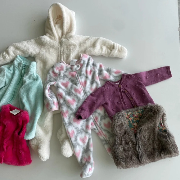 Old Navy Carter’s First Impression Warm Onesie Pajamas Size 6-12 months - Picture 2 of 9